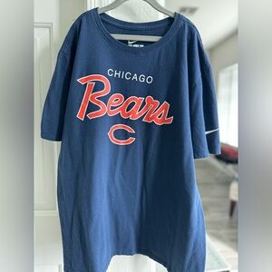 The Nike Tee Chicago Bears women’s medium Navy shirt GUC